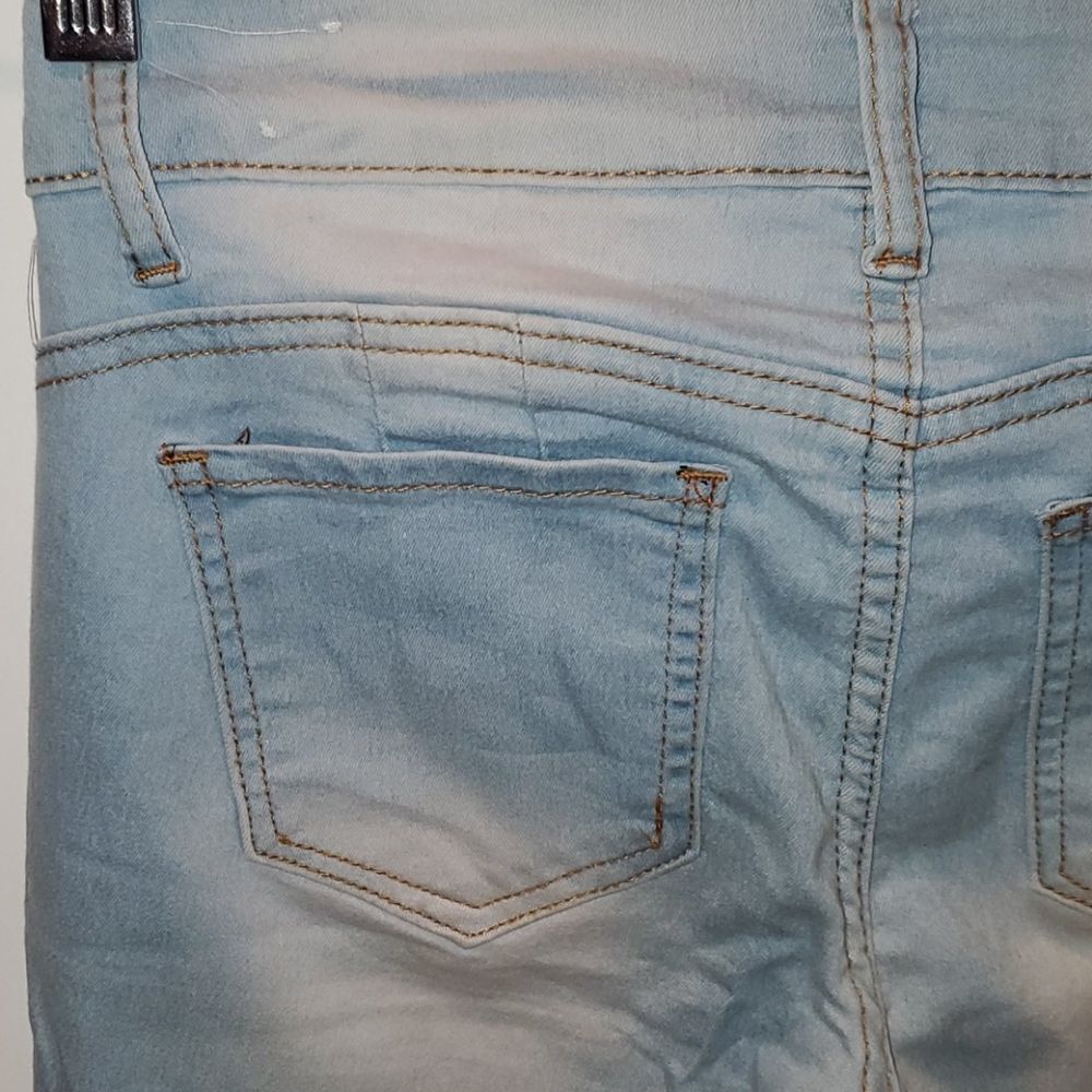 VIP Stretch Jeans 1/2 - Picture 8 of 9